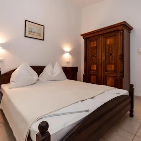 Antique Ivo Vodice