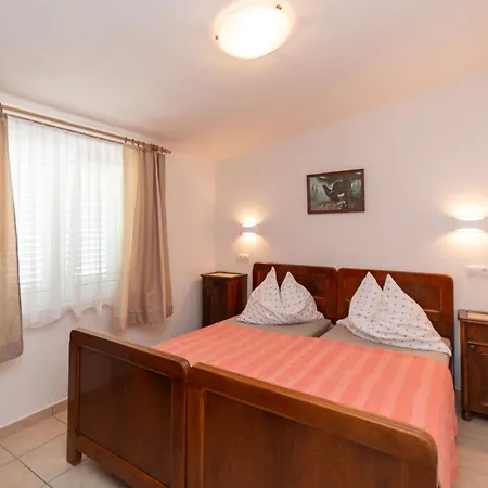 Antique Ivo * Vodice