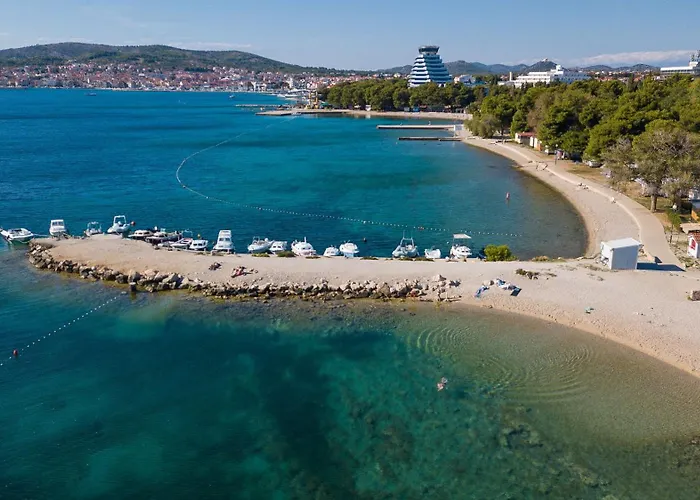 Antique Ivo Appartement *